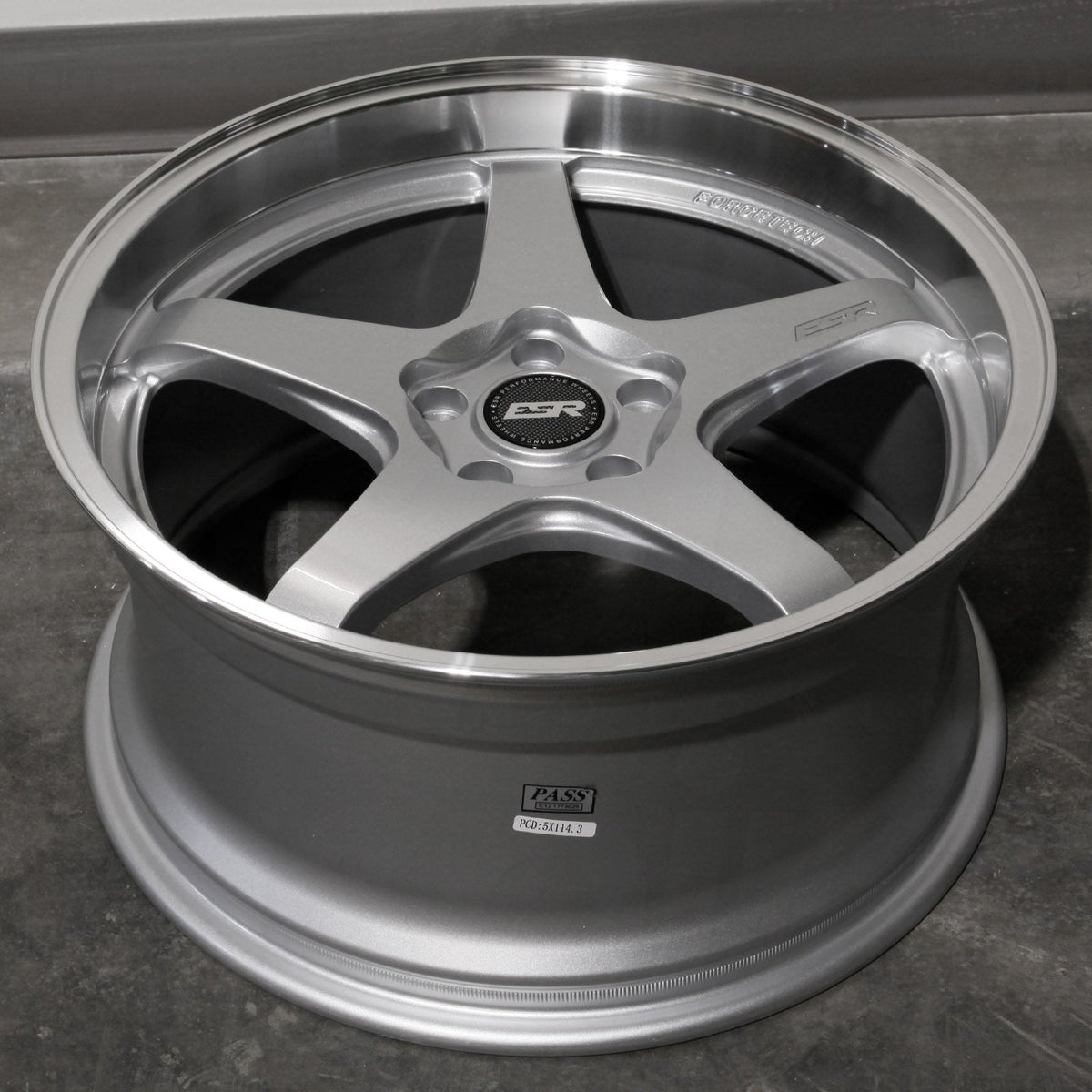 ESR Wheels AP5 Silver