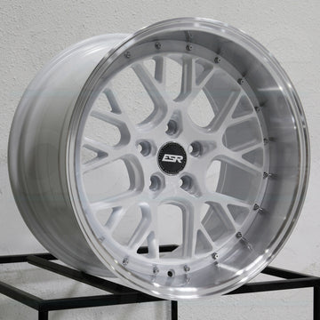 ESR Wheels CS11 Gloss Black