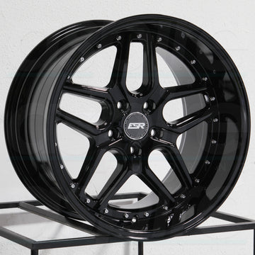 ESR Wheels CS15 Gloss Black