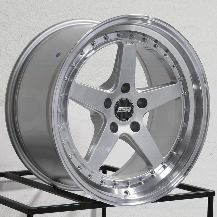 ESR Wheels CS05 Hyper Silver