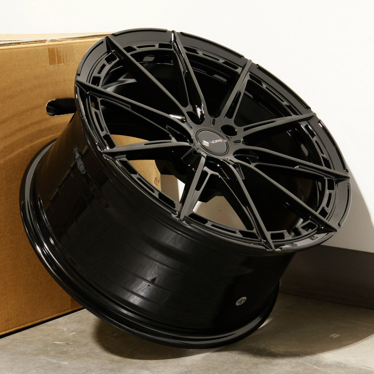 Vors Wheels LT84 Black