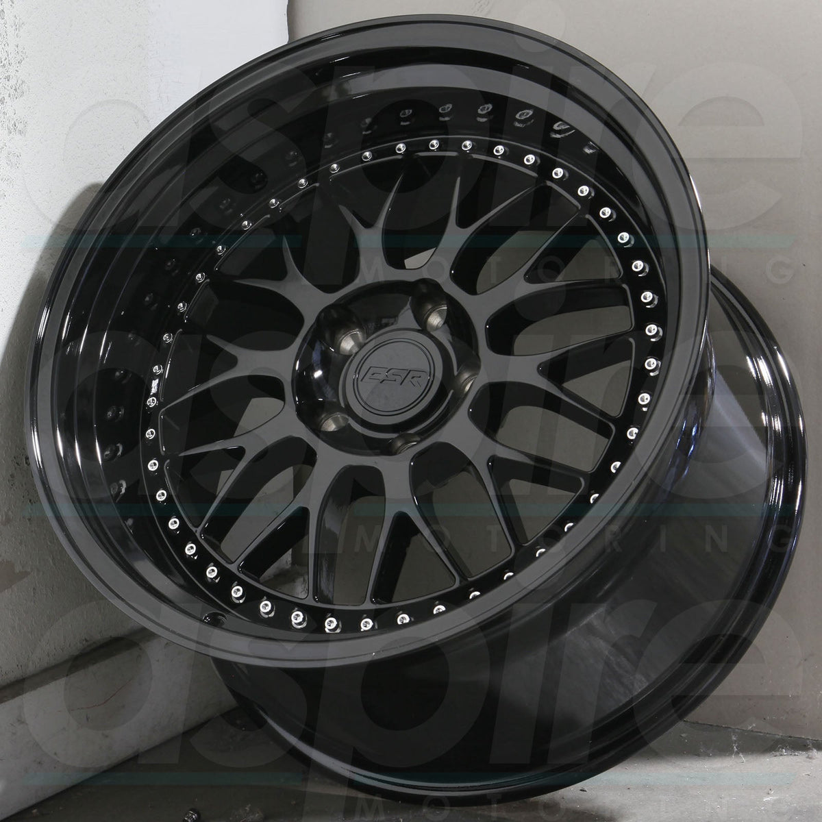 ESR Wheels SR01 Gloss Black