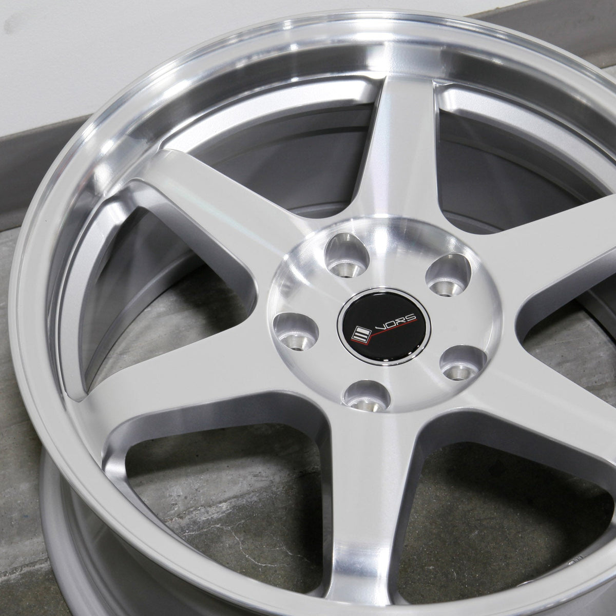 Vors Wheels TR37 Silver Machined