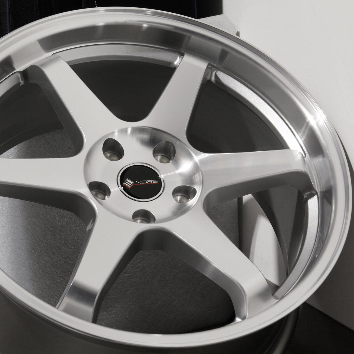 Vors Wheels TR37 Silver Machined