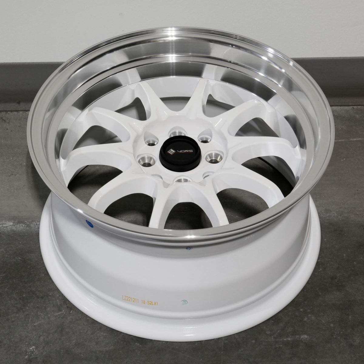 Vors Wheels TR3 White
