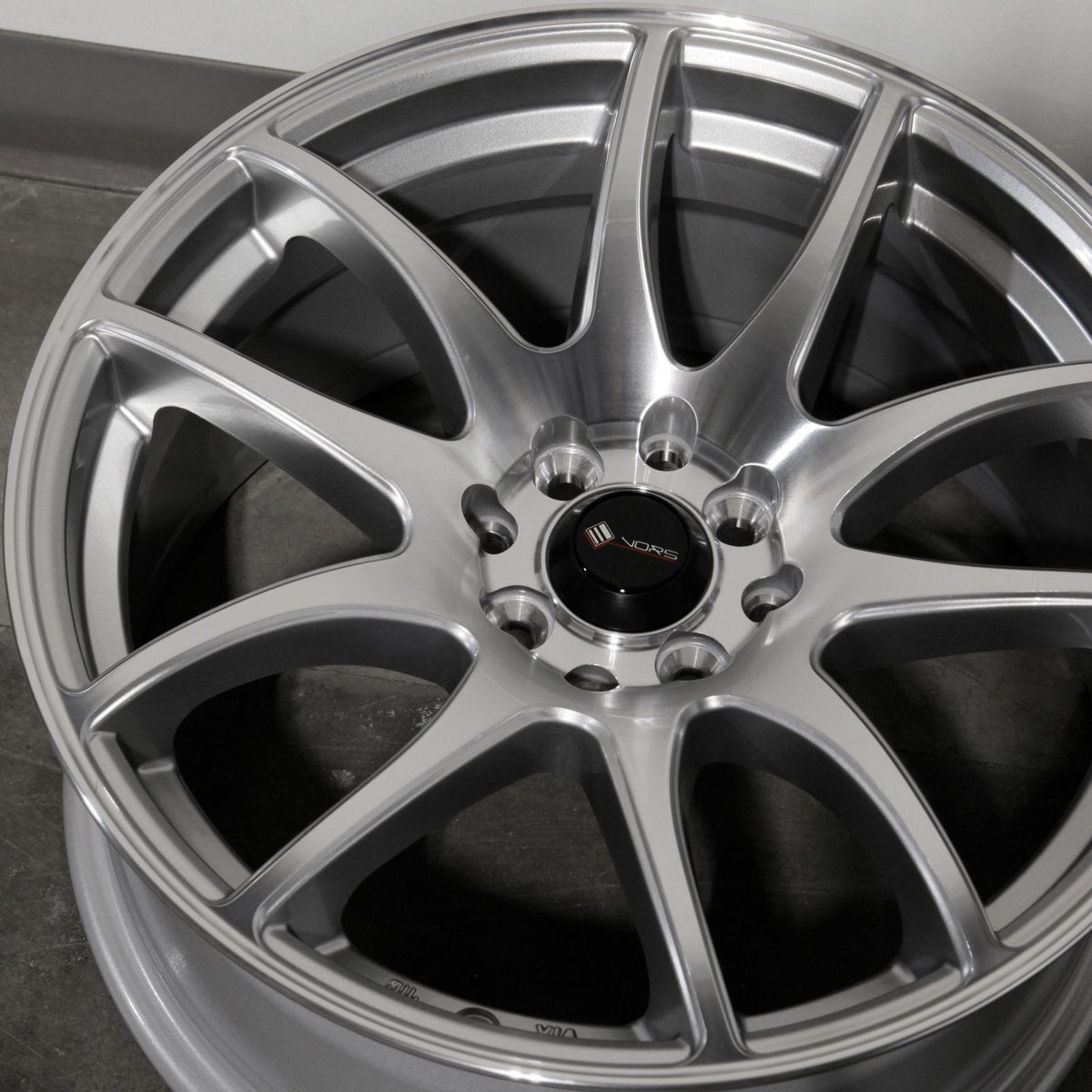 Vors Wheels TR4 Silver Machined