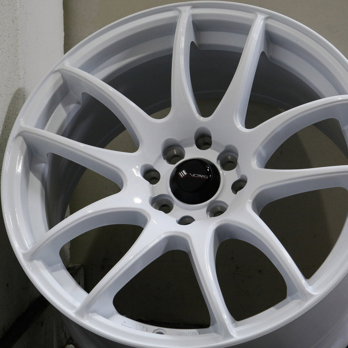 Vors Wheels TR4 White