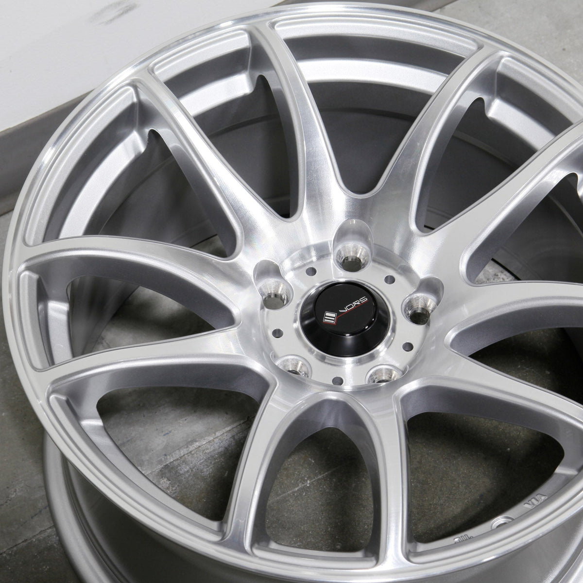 Vors Wheels TR4 Silver Machined