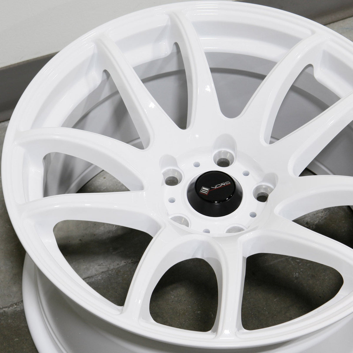 Vors Wheels TR4 White
