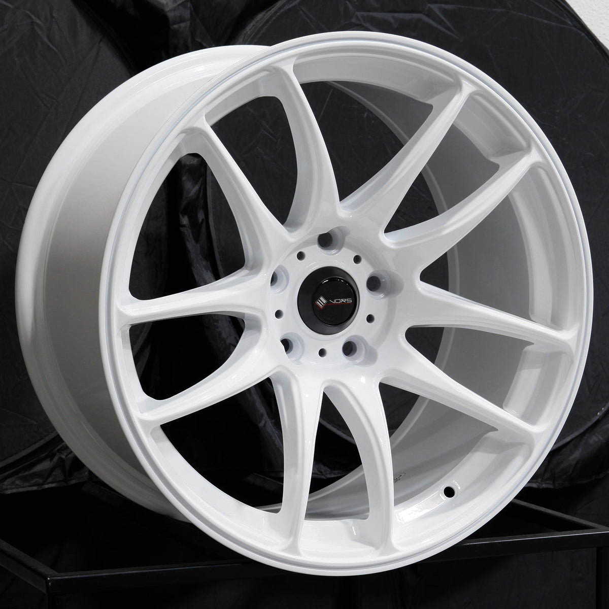 Vors Wheels TR4 White