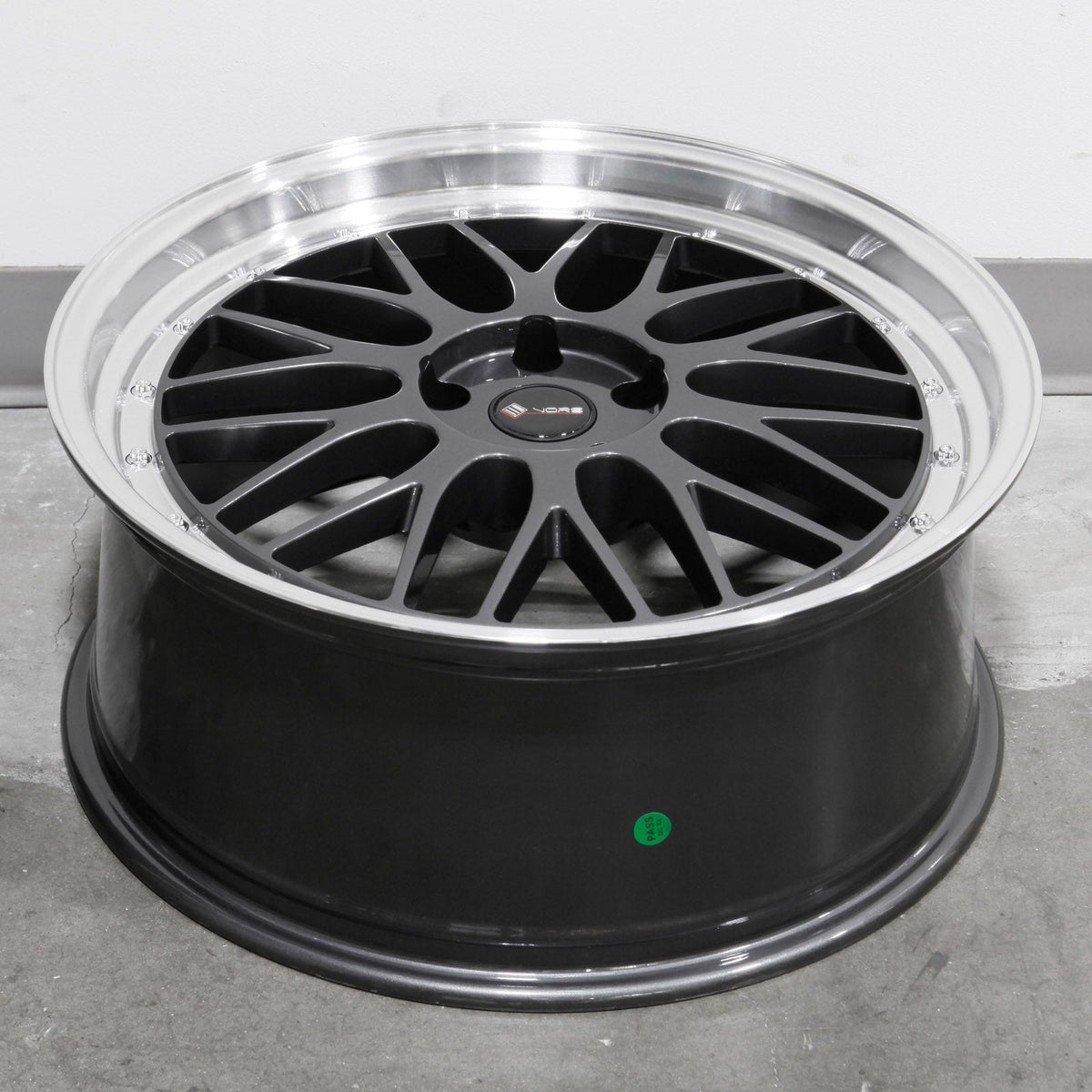 Vors Wheels VR8 Hyper Black