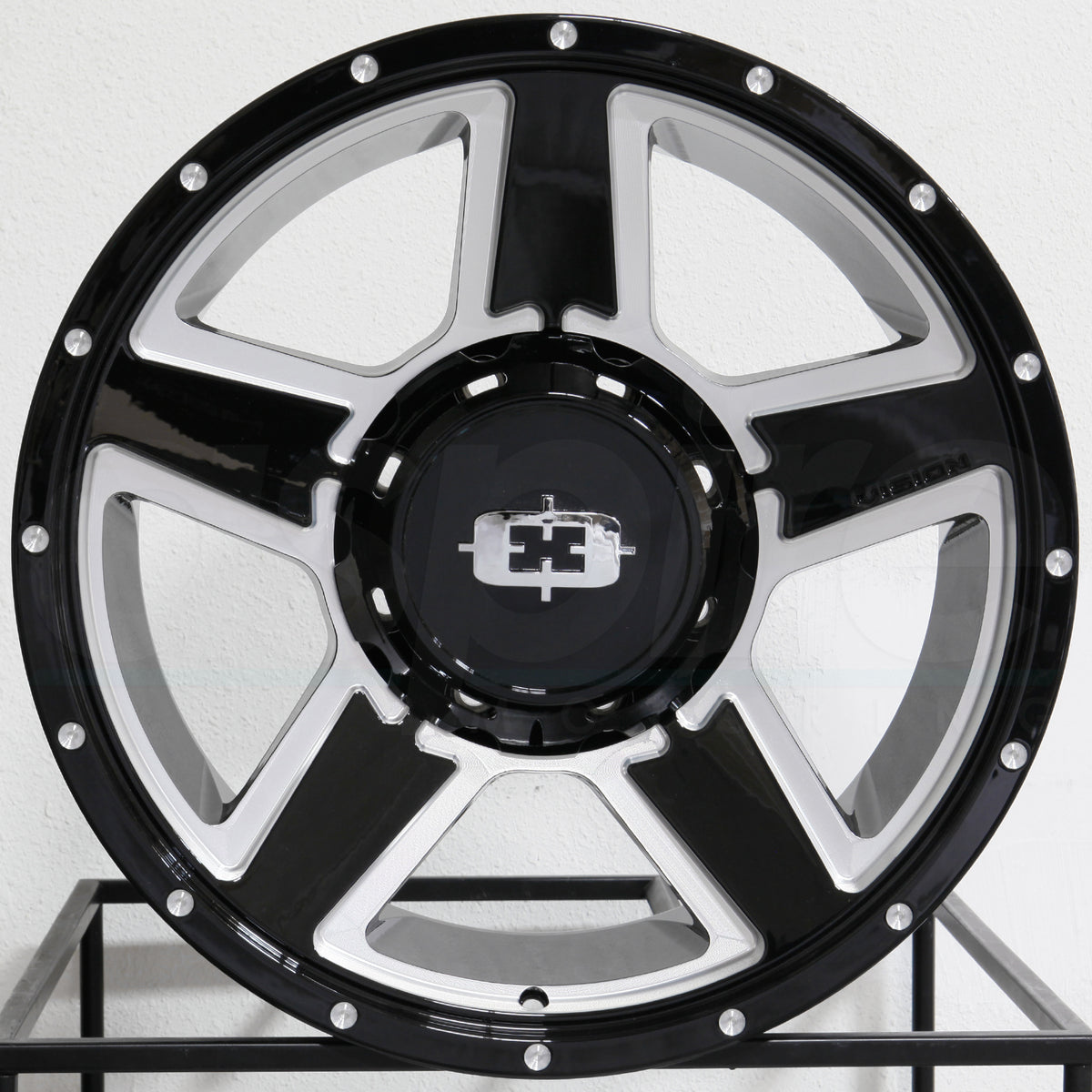 Vision HD Wheels 390 Empire Black Milled