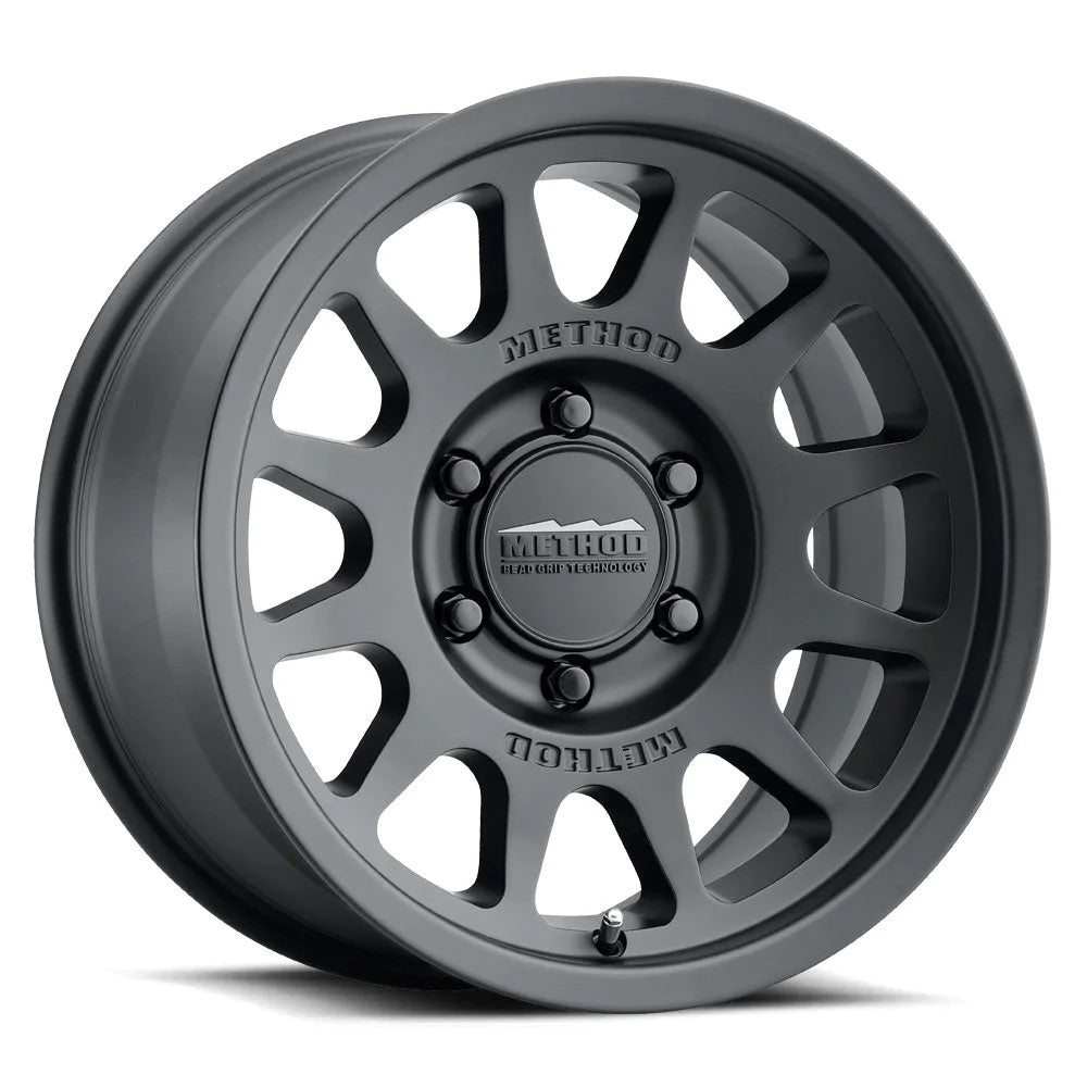 Method Wheels MR703 Bead Grip Black